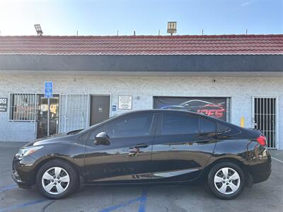 2018 Chevrolet Cruze LS Auto   - Photo 4 - Arleta, CA 91331