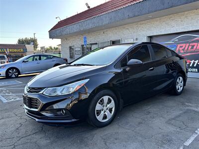 2018 Chevrolet Cruze LS Auto   - Photo 3 - Arleta, CA 91331