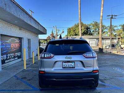 2019 Jeep Cherokee Latitude - Photo 6 - Arleta, CA 91331