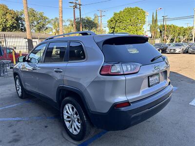 2019 Jeep Cherokee Latitude - Photo 5 - Arleta, CA 91331