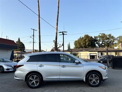 2018 INFINITI QX60 Limited - Photo 8 - Arleta, CA 91331