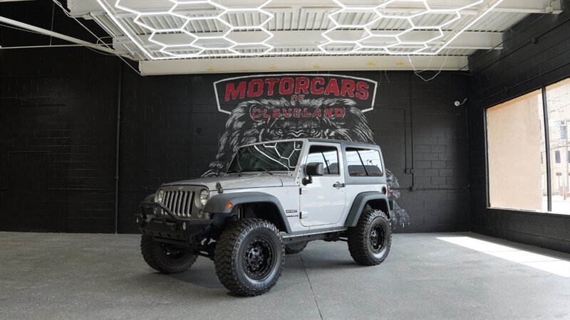 2007 Jeep Wrangler Unlimited Sahara   - Photo 1 - Cleveland, OH 44111