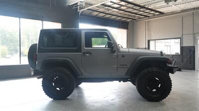 2007 Jeep Wrangler Unlimited Sahara   - Photo 6 - Cleveland, OH 44111