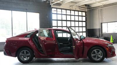 2021 Kia K5 LXS - Photo 6 - Cleveland, OH 44111