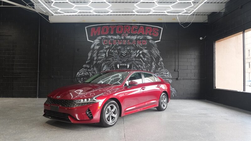 2021 Kia K5 LXS   - Photo 1 - Cleveland, OH 44111