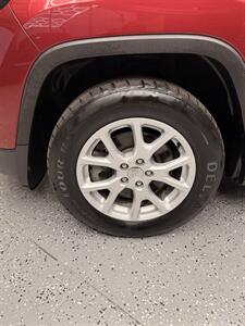 2015 Jeep Cherokee Sport - Photo 7 - Cleveland, OH 44111