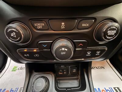 2015 Jeep Cherokee Sport - Photo 16 - Cleveland, OH 44111