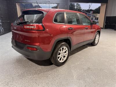 2015 Jeep Cherokee Sport - Photo 6 - Cleveland, OH 44111