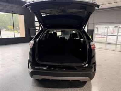 2023 Ford Edge SEL - Photo 16 - Cleveland, OH 44111