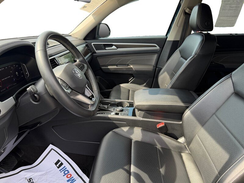 2022 Volkswagen Atlas SE w/Tech - Photo 10