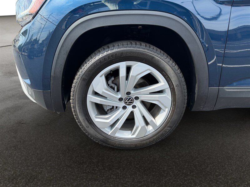 2022 Volkswagen Atlas SE w/Tech - Photo 9