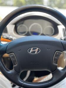 2009 Hyundai SONATA SE   - Photo 11 - Riverside, CA 92506