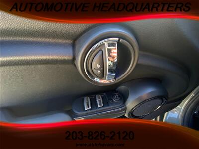 2017 MINI Cooper Convertible - Photo 12 - Danbury, CT 06810