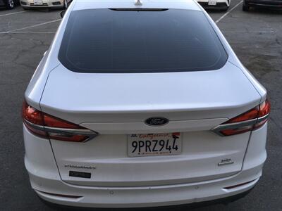 2020 Ford Fusion SE - Photo 8 - Santa Ana, CA 92704