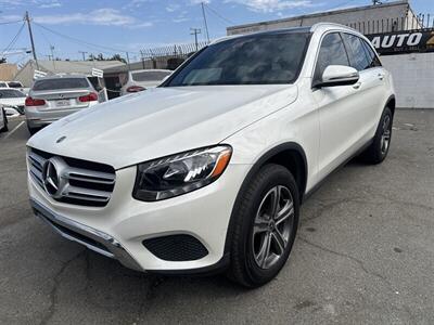 2019 Mercedes-Benz GLC GLC 300 - Photo 11 - Santa Ana, CA 92704