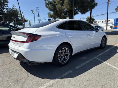 2021 Hyundai SONATA SEL - Photo 7 - Santa Ana, CA 92704