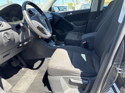 2013 Volkswagen Tiguan S   - Photo 10 - Santa Ana, CA 92704