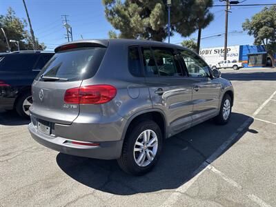 2013 Volkswagen Tiguan S   - Photo 6 - Santa Ana, CA 92704