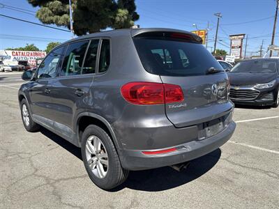 2013 Volkswagen Tiguan S   - Photo 4 - Santa Ana, CA 92704