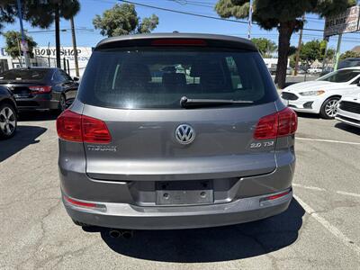 2013 Volkswagen Tiguan S   - Photo 5 - Santa Ana, CA 92704