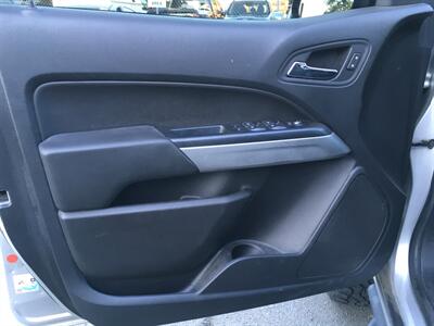 2020 Chevrolet Colorado LT   - Photo 10 - Santa Ana, CA 92704