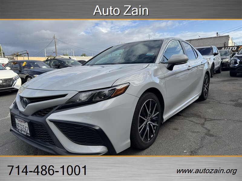 2023 Toyota Camry Hybrid SE   - Photo 1 - Santa Ana, CA 92704