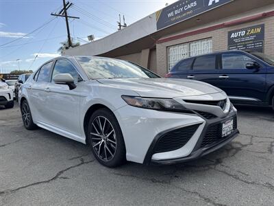 2023 Toyota Camry Hybrid SE - Photo 7 - Santa Ana, CA 92704