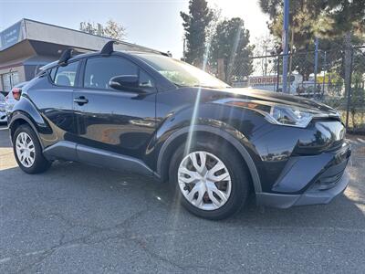 2019 Toyota C-HR LE - Photo 9 - Santa Ana, CA 92704
