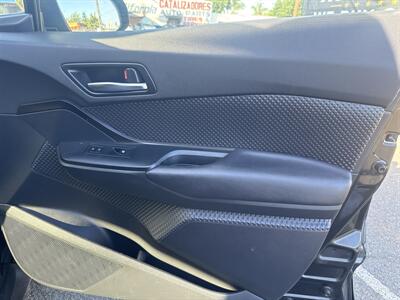 2019 Toyota C-HR LE - Photo 10 - Santa Ana, CA 92704