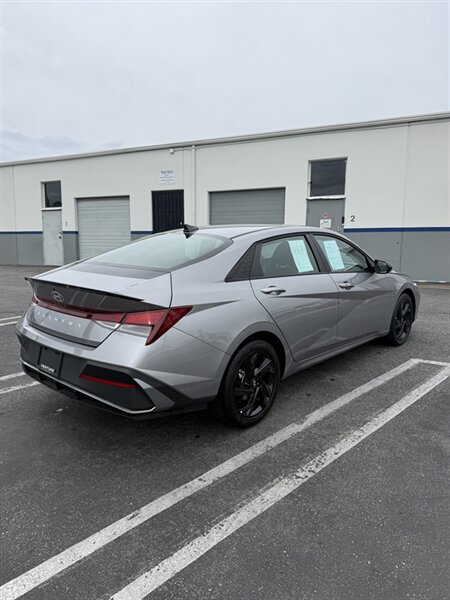 2026 Hyundai ELANTRA SEL Sport - Photo 4 - Canoga Park, CA 91304