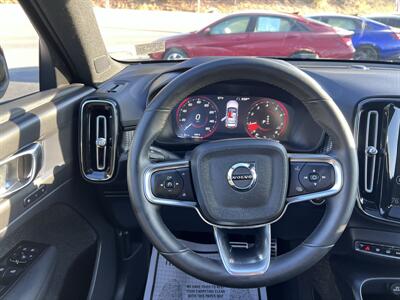 2022 Volvo XC40 T5 R-Design   - Photo 21 - Coal Township, PA 17866