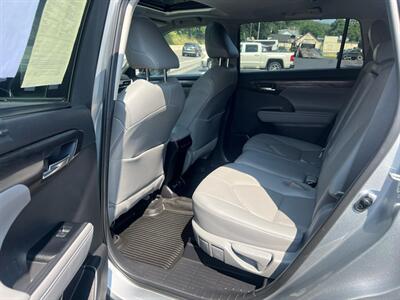 2020 Toyota Highlander Limited   - Photo 12 - Coal Township, PA 17866