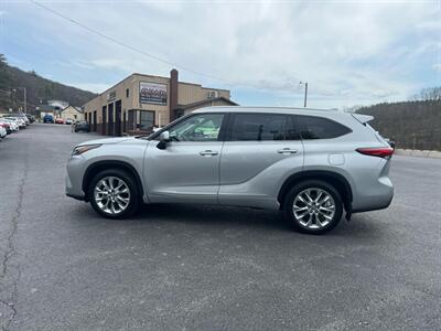 2020 Toyota Highlander Limited   - Photo 6 - Coal Township, PA 17866