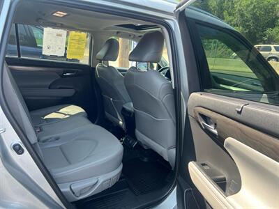 2020 Toyota Highlander Limited   - Photo 16 - Coal Township, PA 17866