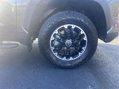 2023 Toyota Tundra SR5   - Photo 10 - Coal Township, PA 17866