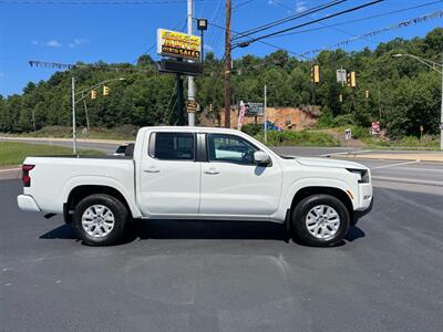 2022 Nissan Frontier S   - Photo 2 - Coal Township, PA 17866