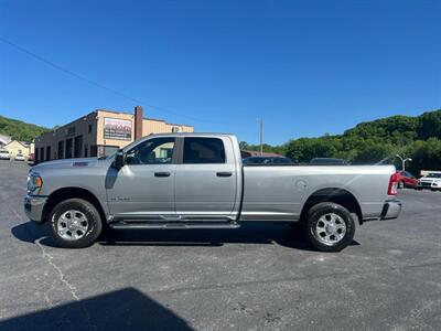 2024 RAM 2500 Big Horn - Photo 6 - Coal Township, PA 17866