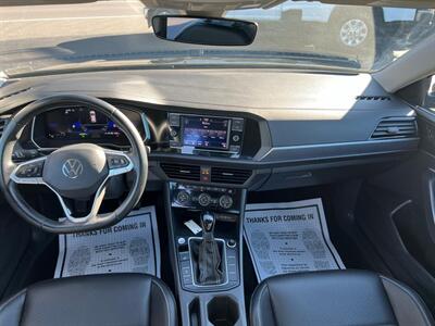 2024 Volkswagen Jetta SE   - Photo 15 - Coal Township, PA 17866