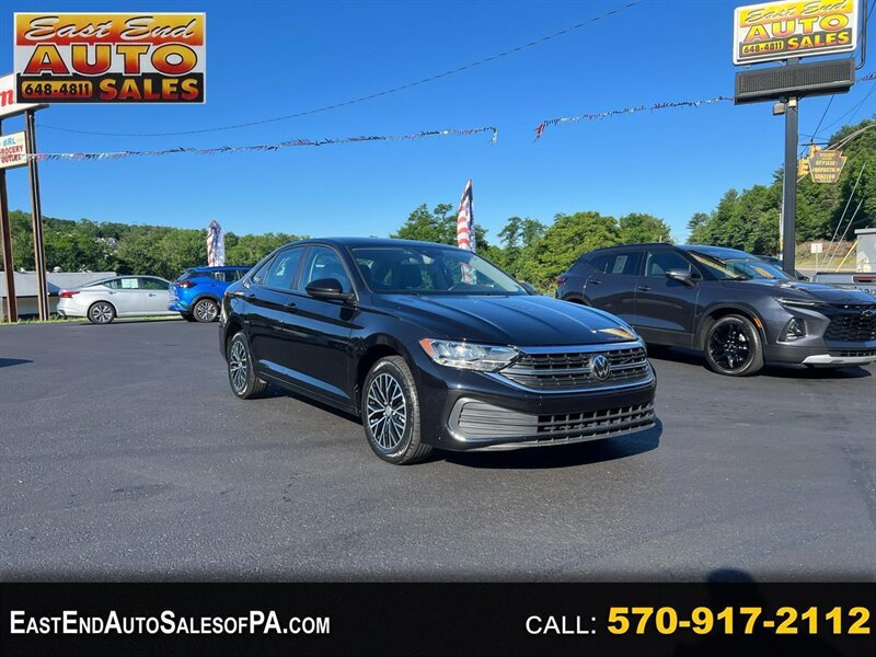 2024 Volkswagen Jetta SE   - Photo 1 - Coal Township, PA 17866