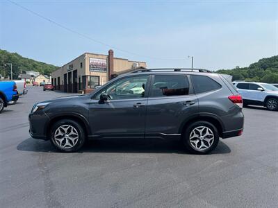 2023 Subaru Forester Premium   - Photo 5 - Coal Township, PA 17866