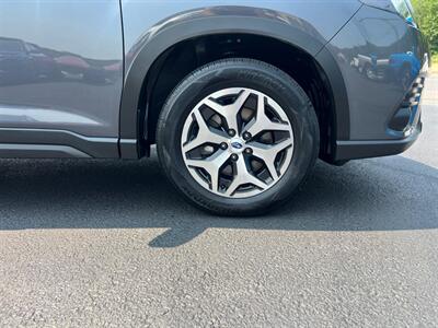 2023 Subaru Forester Premium   - Photo 9 - Coal Township, PA 17866