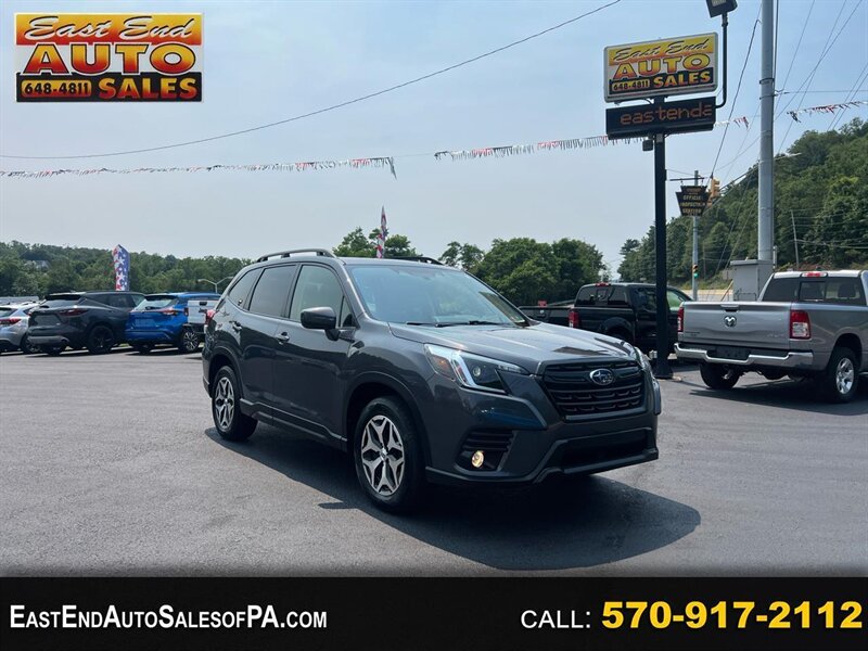 2023 Subaru Forester Premium  