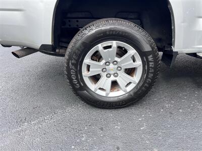 2019 Chevrolet Colorado LT   - Photo 9 - Coal Township, PA 17866