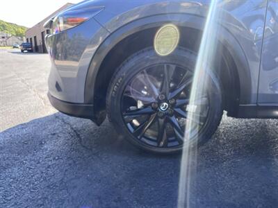 2024 Mazda CX-5 2.5 S Carbon Edition - Photo 9 - Coal Township, PA 17866