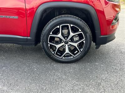 2025 Jeep Compass Limited   - Photo 9 - Coal Township, PA 17866