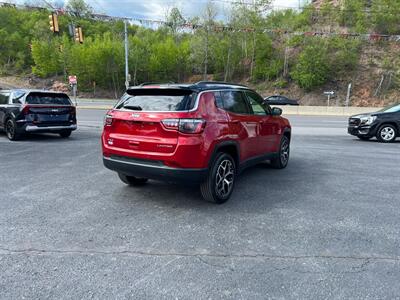 2025 Jeep Compass Limited   - Photo 4 - Coal Township, PA 17866