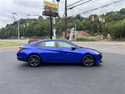 2021 Hyundai Elantra SEL - Photo 2 - Coal Township, PA 17866