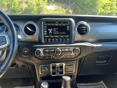 2021 Jeep Gladiator Overland   - Photo 15 - Coal Township, PA 17866