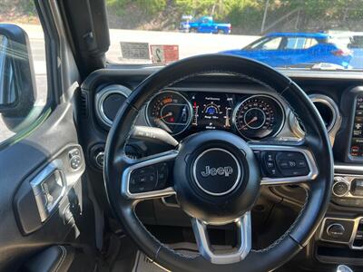 2021 Jeep Gladiator Overland   - Photo 16 - Coal Township, PA 17866
