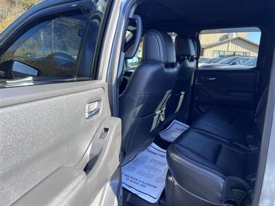 2022 Nissan Frontier PRO-4X   - Photo 12 - Coal Township, PA 17866